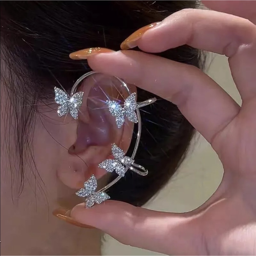 NEW. Silver Tone Butterflies Zircon Earring’s Cuff Wrap Woman Jewelry